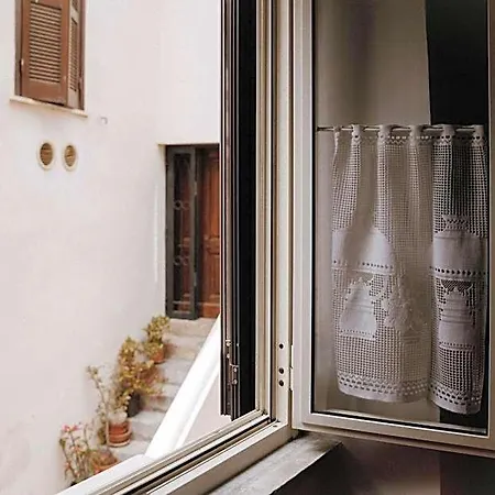 Vicolo Vecchio Couette-café 3*