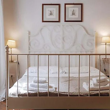 Couette-café Vicolo Vecchio 3*