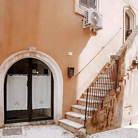 Vicolo Vecchio 3* Terracine