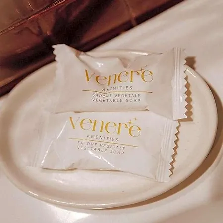 Vicolo Vecchio Couette-café Terracine
